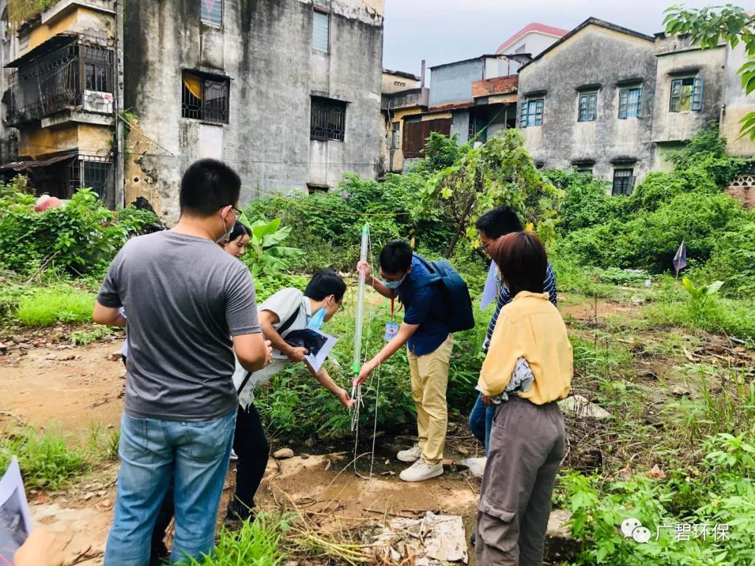 廣碧環(huán)保《容桂街道容新居委會(huì)德勝路40號(hào)地塊土壤污染狀況初步調(diào)查報(bào)告》通過評(píng)審(圖1)